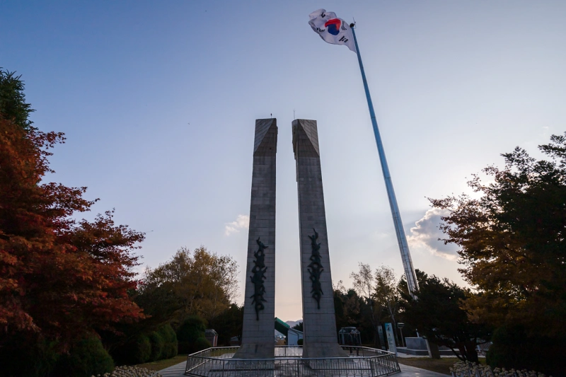 철원군 안보 역사의 장소 백마고지 전적비 4 백마고지 충혼탑